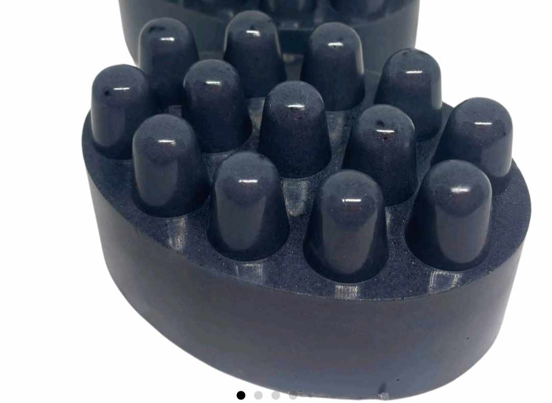 Charcoal Scalp Detox Shampoo Bar